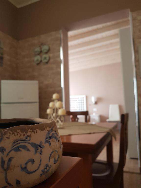 Hostel Josef Палермо Экстерьер фото
